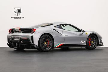صورة 7 لـ 2020 Ferrari 488 PISTA