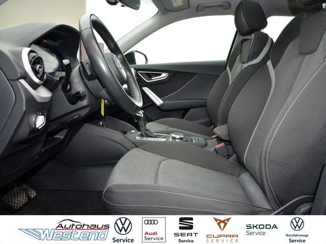 Fahrzeugabbildung Audi Q2 advanced 35 TFSI 110kW S tronic Matrix Pano