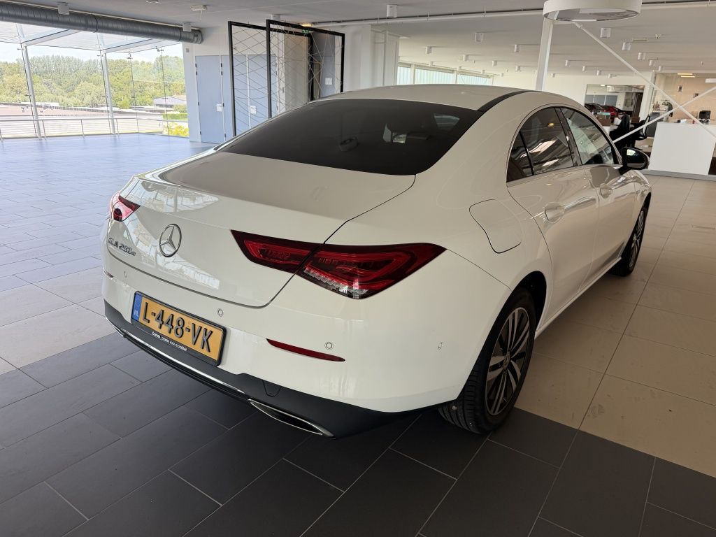 Mercedes-Benz CLA-klasse 250 e Business Solution Luxury Limite imagem 3