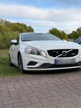 Volvo V60 D3 R-Design HEICO 193PS Automatik - Volvo V60 in Kiel