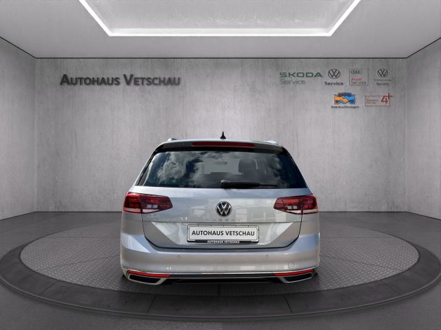 Passat Variant Elegance 2.0 TDI Bluetooth Navi