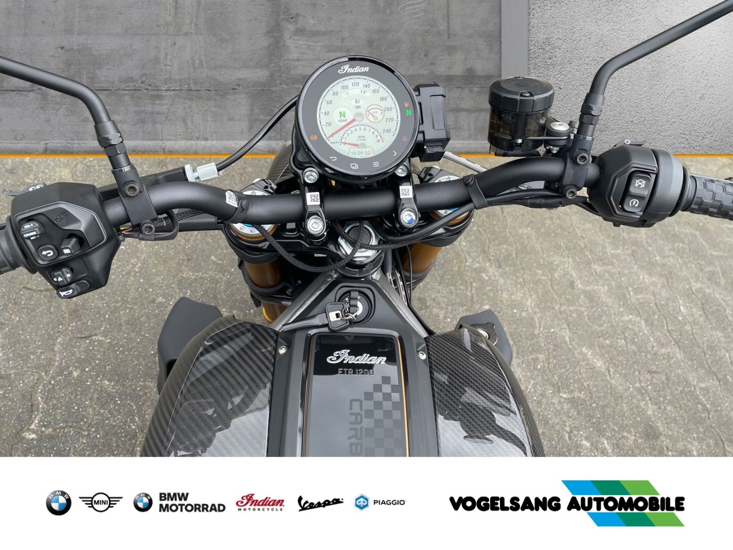 Fahrzeugabbildung Indian FTR R Carbon 1200 AKTIONSPREIS !!! Öhlins Fahrwe