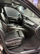 BMW X5 M50 M50d - - BMW X5 M50 aus 2014