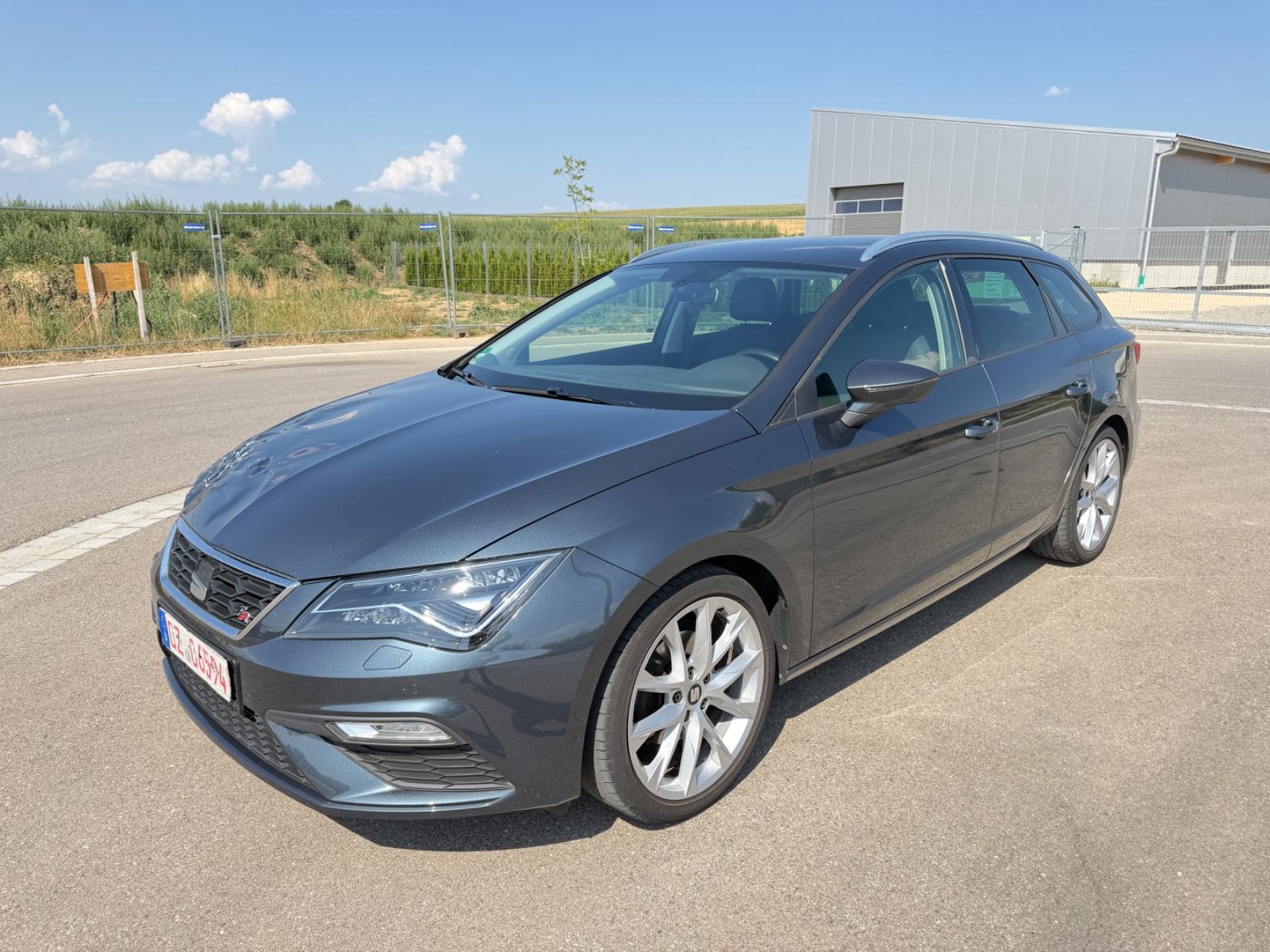 Seat Leon ST FR AHK/Navi/LED