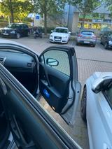 Toyota Avensis - Toyota Avensis Gebrauchtwagen in Berlin