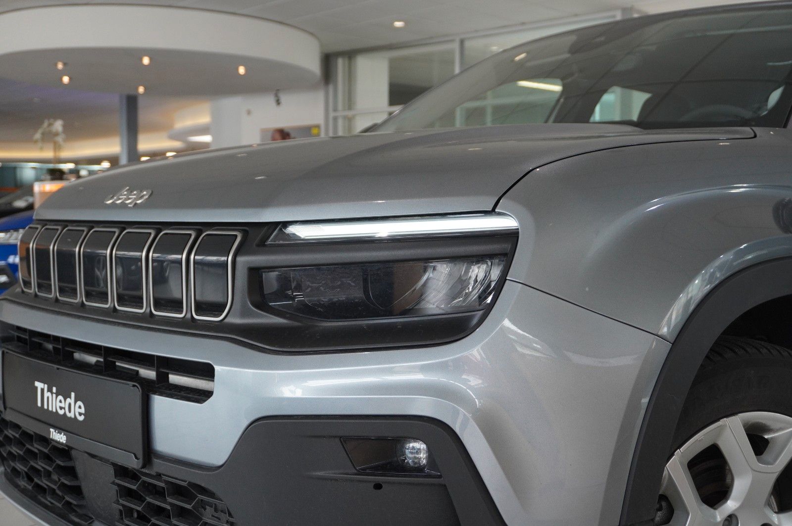 Fahrzeugabbildung Jeep Avenger 1.2 ALTITUDE MY25 NAVI/LED/KAMERA/SH/JBL