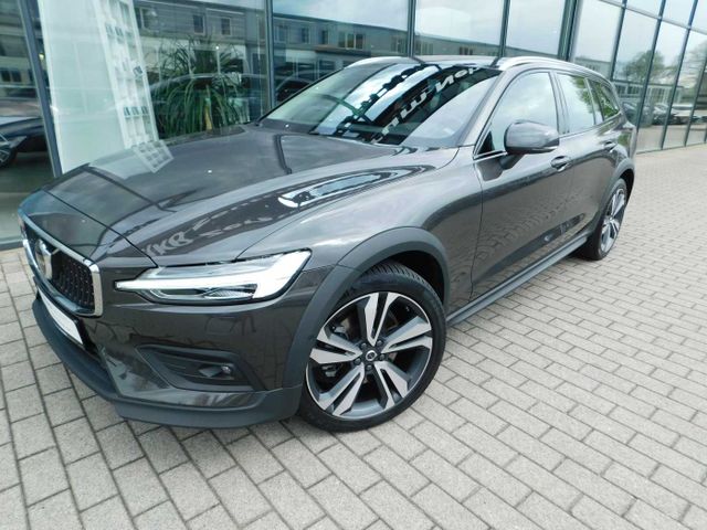 Volvo V60 Cross Country B4 D AWD Plus 'Standheizung',A