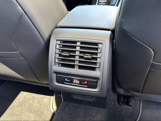 GOLF VIII VARIANT 1.5 eTSI DSG