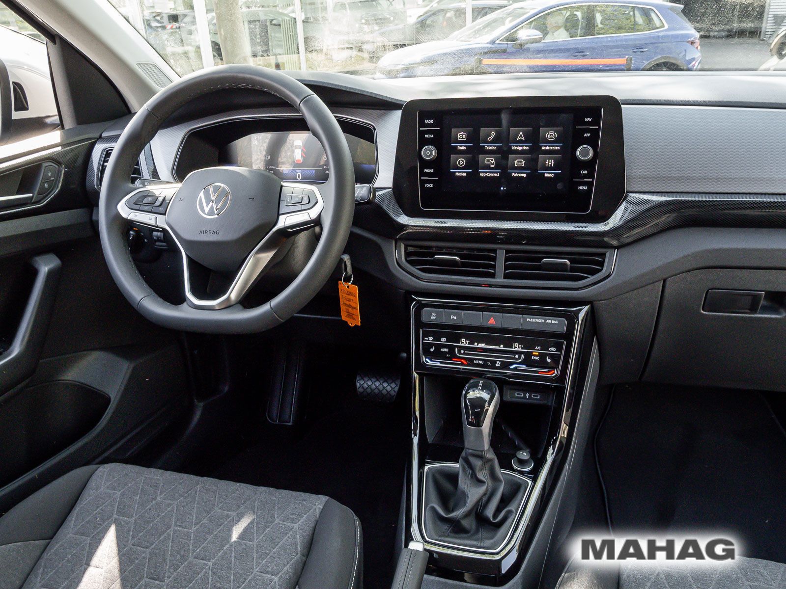 Volkswagen T-Cross - Bild 11