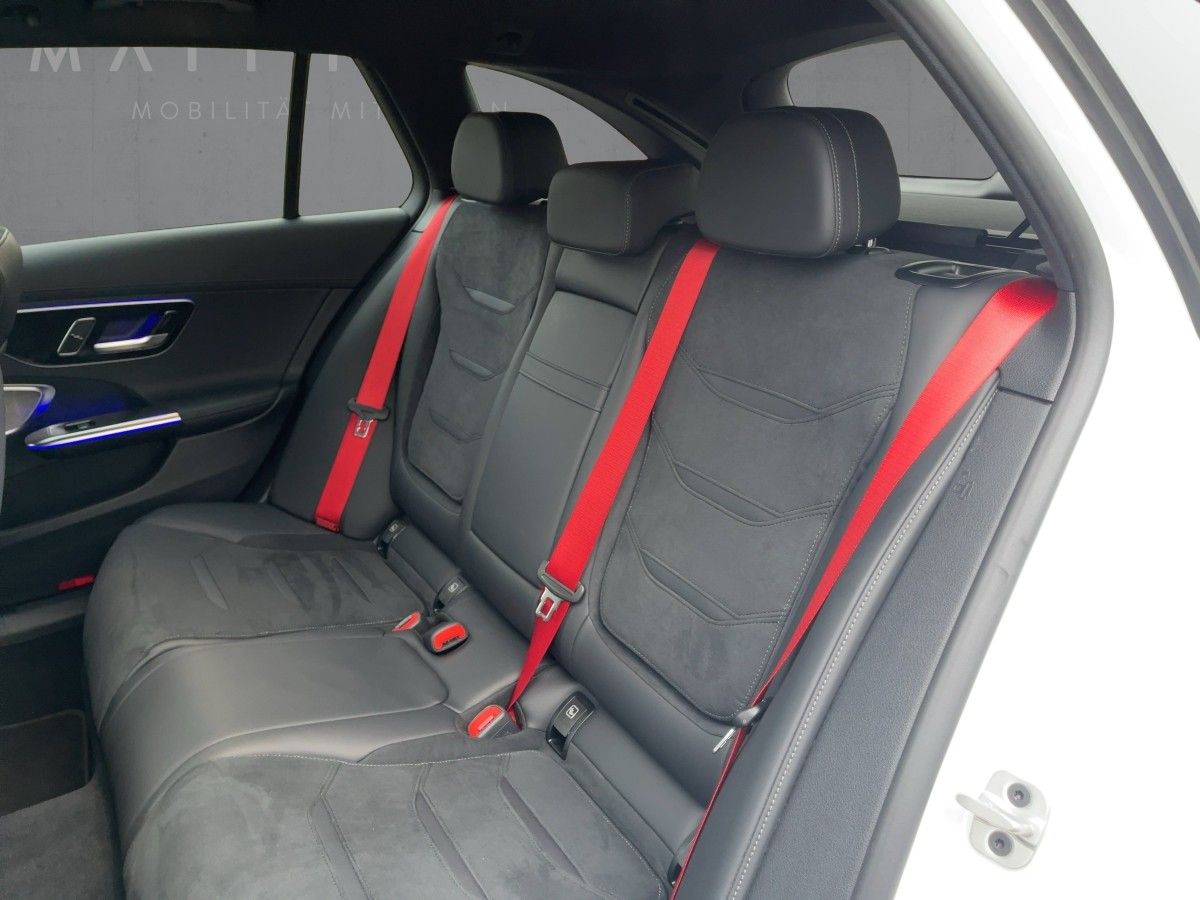 Fahrzeugabbildung Mercedes-Benz C 63 S E-Performance T-Modell AMG/Night-II/Pano