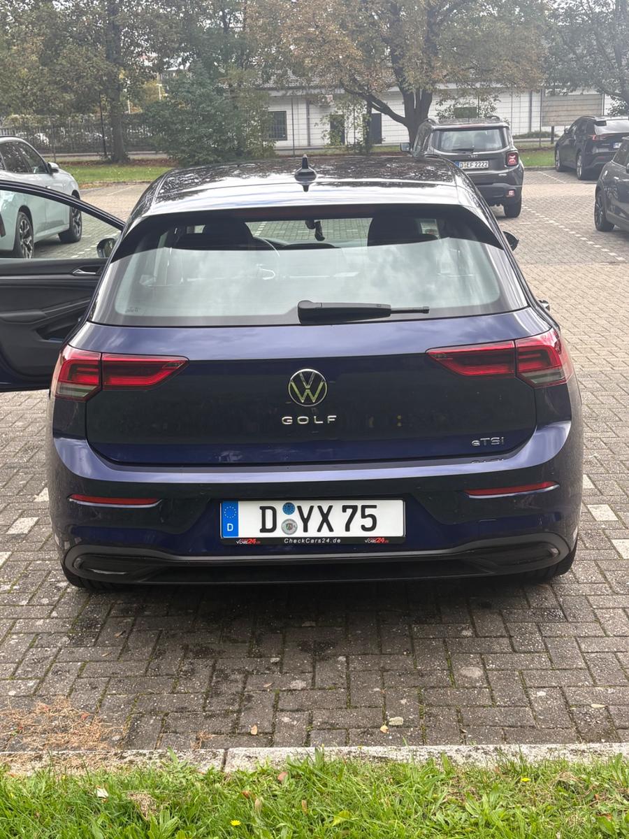 Volkswagen Golf 1.5 eTSI OPF 110kW DSG Style Style