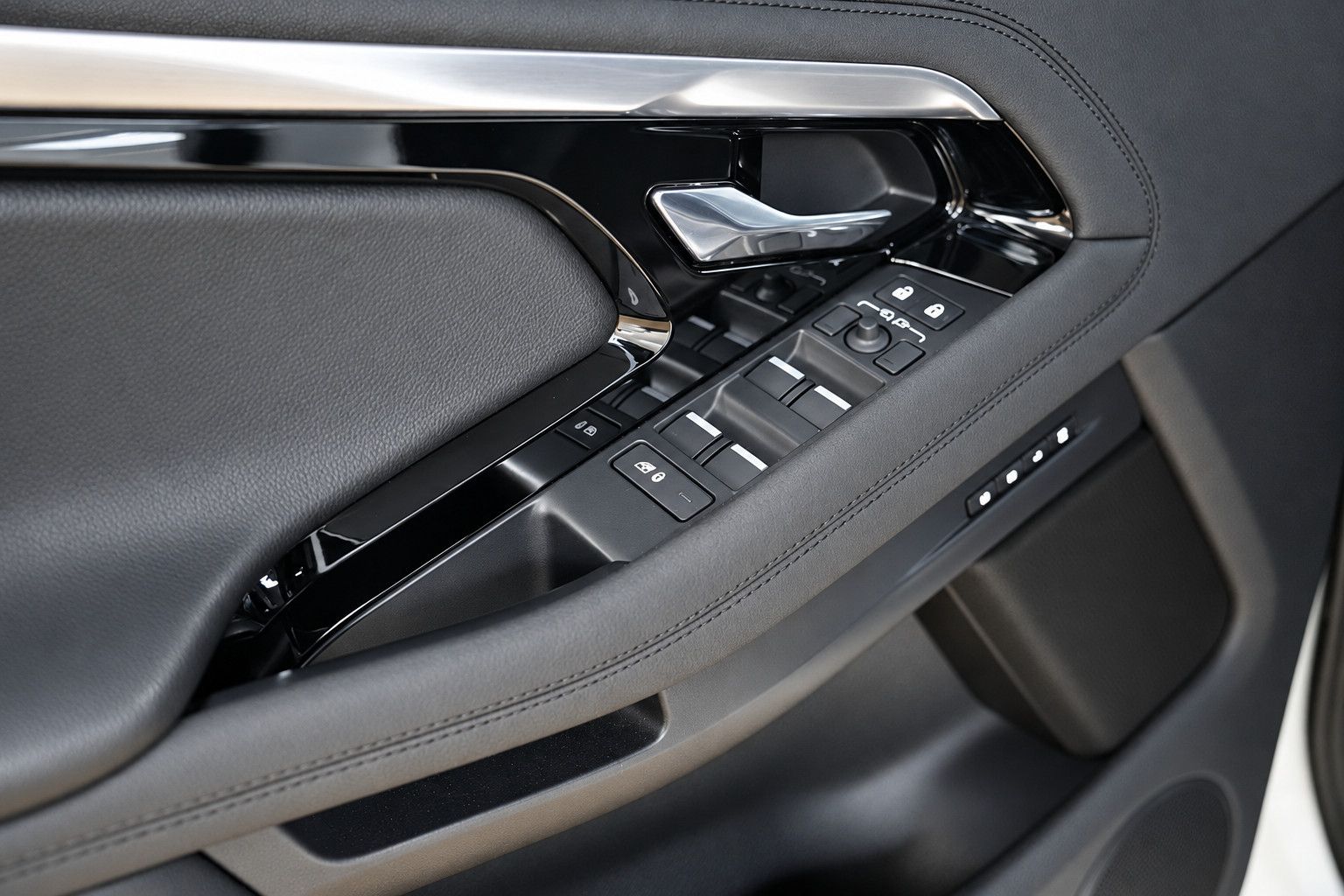 Fahrzeugabbildung Land Rover Range Rover Evoque SE *Meridian*Kamera*Memory