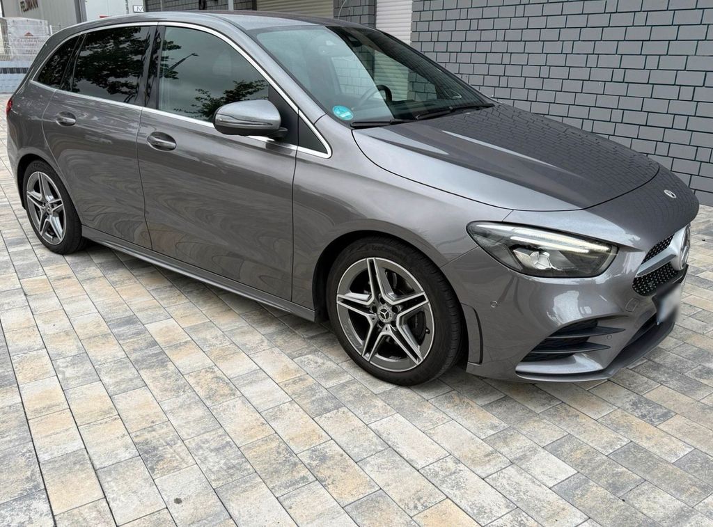 Image of Mercedes-Benz B 220
