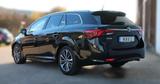 Toyota Avensis 2.0 D-4D Business Edition Touring Sports - Toyota Avensis mit Diesel-Antrieb: Kombi