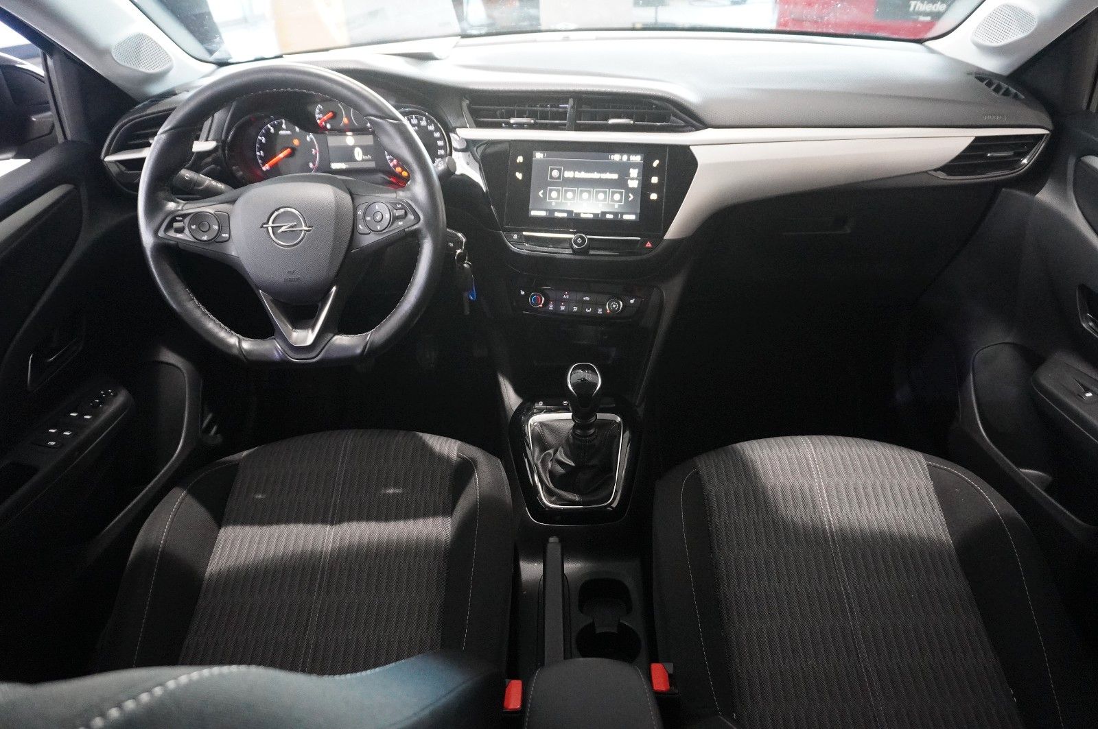 Fahrzeugabbildung Opel Corsa F 1.2 EDITION NAVI/SHZ/SPORT/PDC/TEMP./DAB