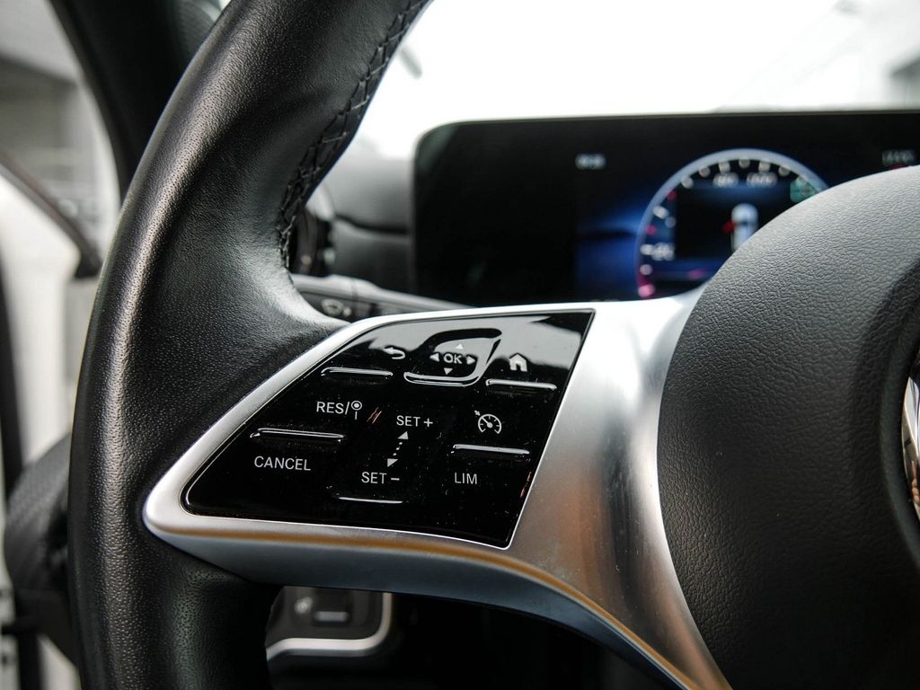 Mercedes-Benz A 180 |LED|NAVI|KAM|MBUX|PTS|SHZ|LM|Tempomat|AUT