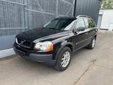 Volvo XC90 D5 Summum 1. Hand 7 Sitzer So+Winterreifen - Volvo XC90 aus 2005: Geländewagen
