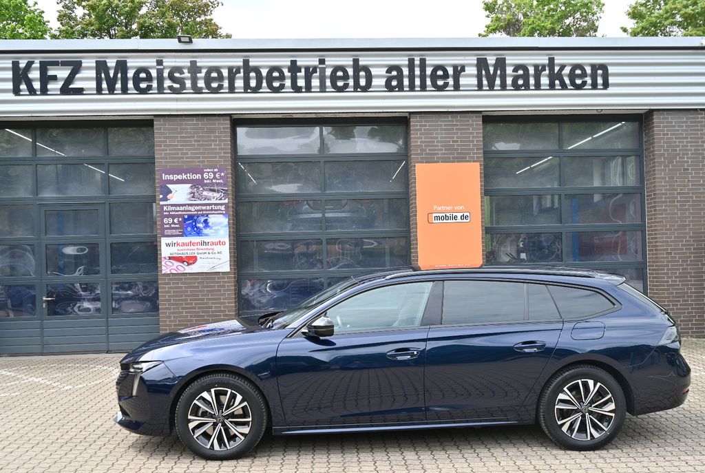 PEUGEOT 508 SW Hybrid 225 Allure Navi Leder 1.Hd CarPlay PEUGEOT 508 SW Hybrid 225 Allure Navi Leder 1.Hd CarPlay