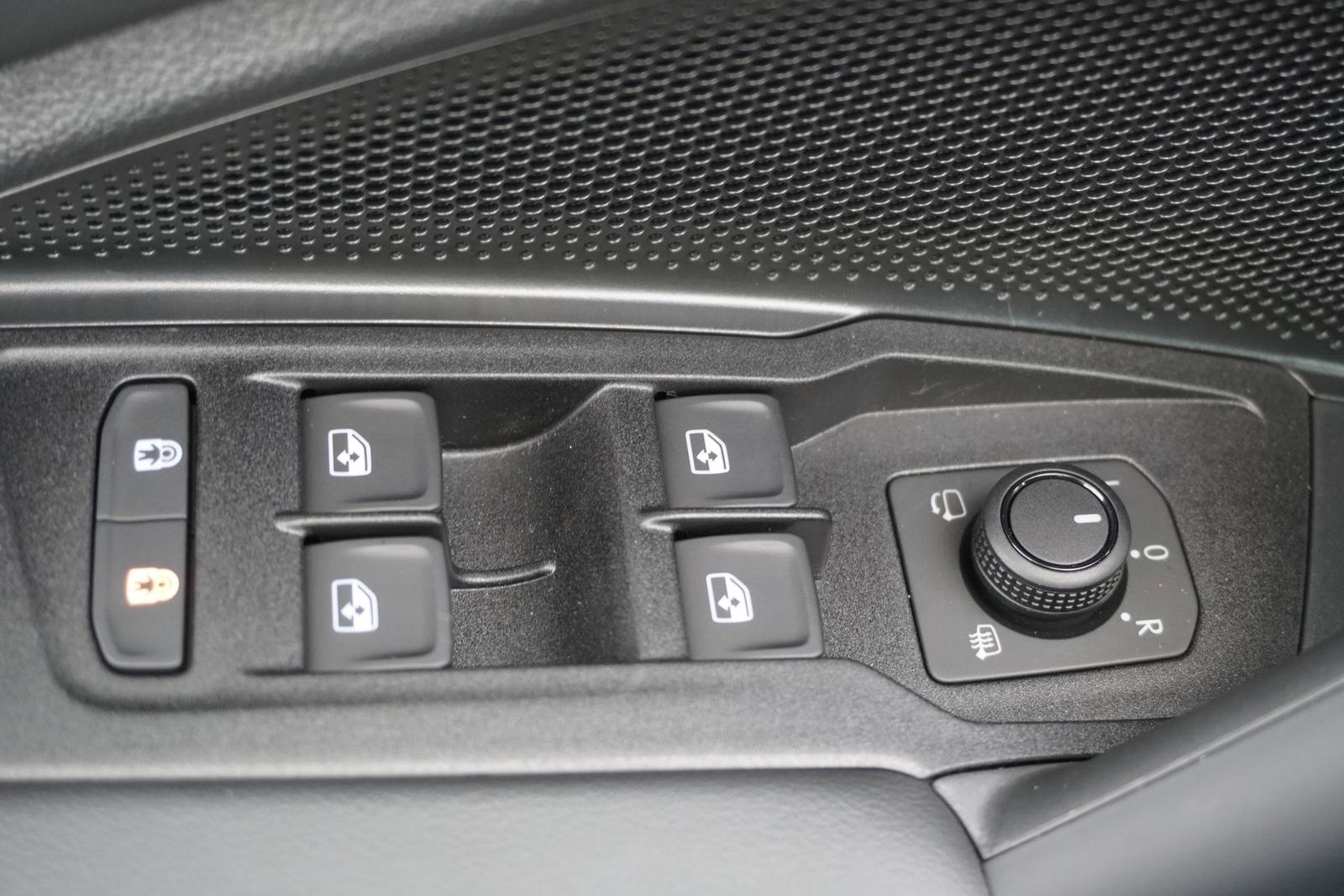 Volkswagen Tayron 1.5 eTSI DSG LED ACC AHK 360°