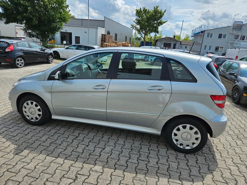 Mercedes-Benz B 160