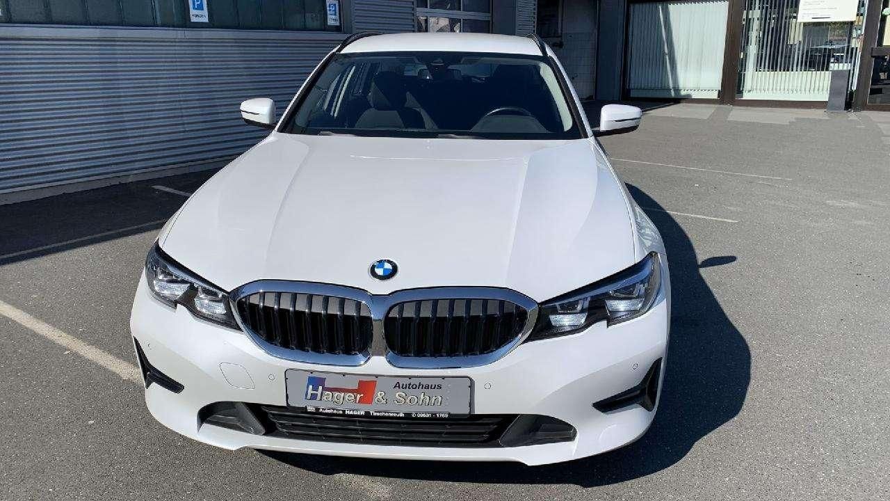 BMW 320 d Touring foto 7