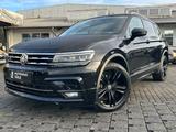 Volkswagen Tiguan Allspace 2.0 TDI R-Line/Auto./LED/Kamera - VW Tiguan Allspace Gebrauchtwagen in Köln
