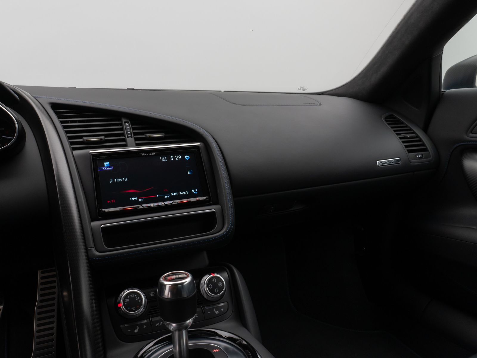 Fahrzeugabbildung Audi R8 Coupe 5.2 FSI LMX Sonderedition 1 OF 99 Laser