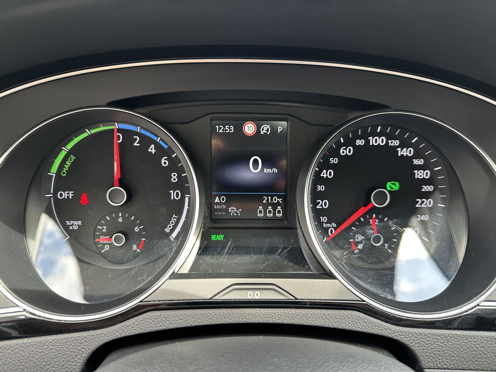 Fahrzeugabbildung Volkswagen Passat Variant GTE NAV+IQ-LIGHT+KAM+ACC+17ZO+PP