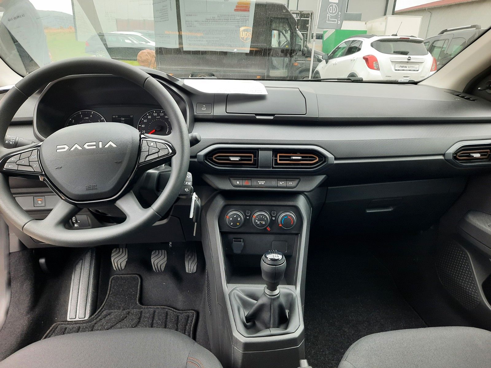 Dacia Sandero - Bild 9