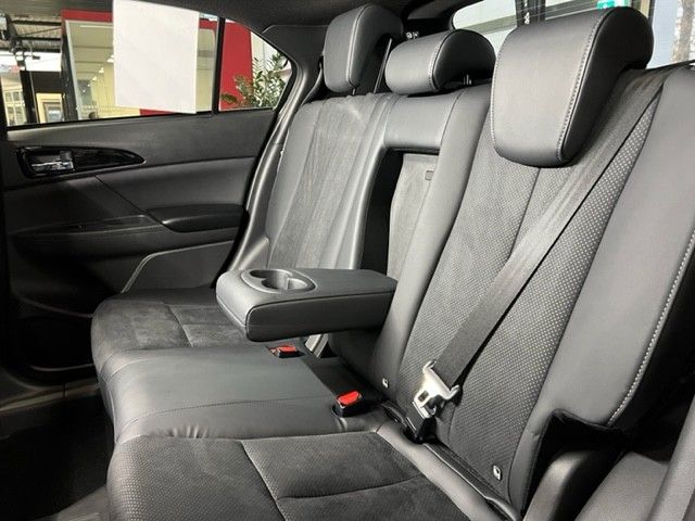 Fahrzeugabbildung Mitsubishi Eclipse Cross Plus Select Paket