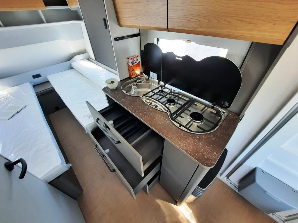 Fahrzeugabbildung Bürstner B66 490 TL Verfüg./Sparen Sie 3.630,- €