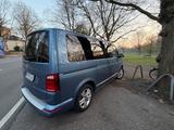 Volkswagen T6 Multivan Generation six - Volkswagen T6 Multivan in Hamburg