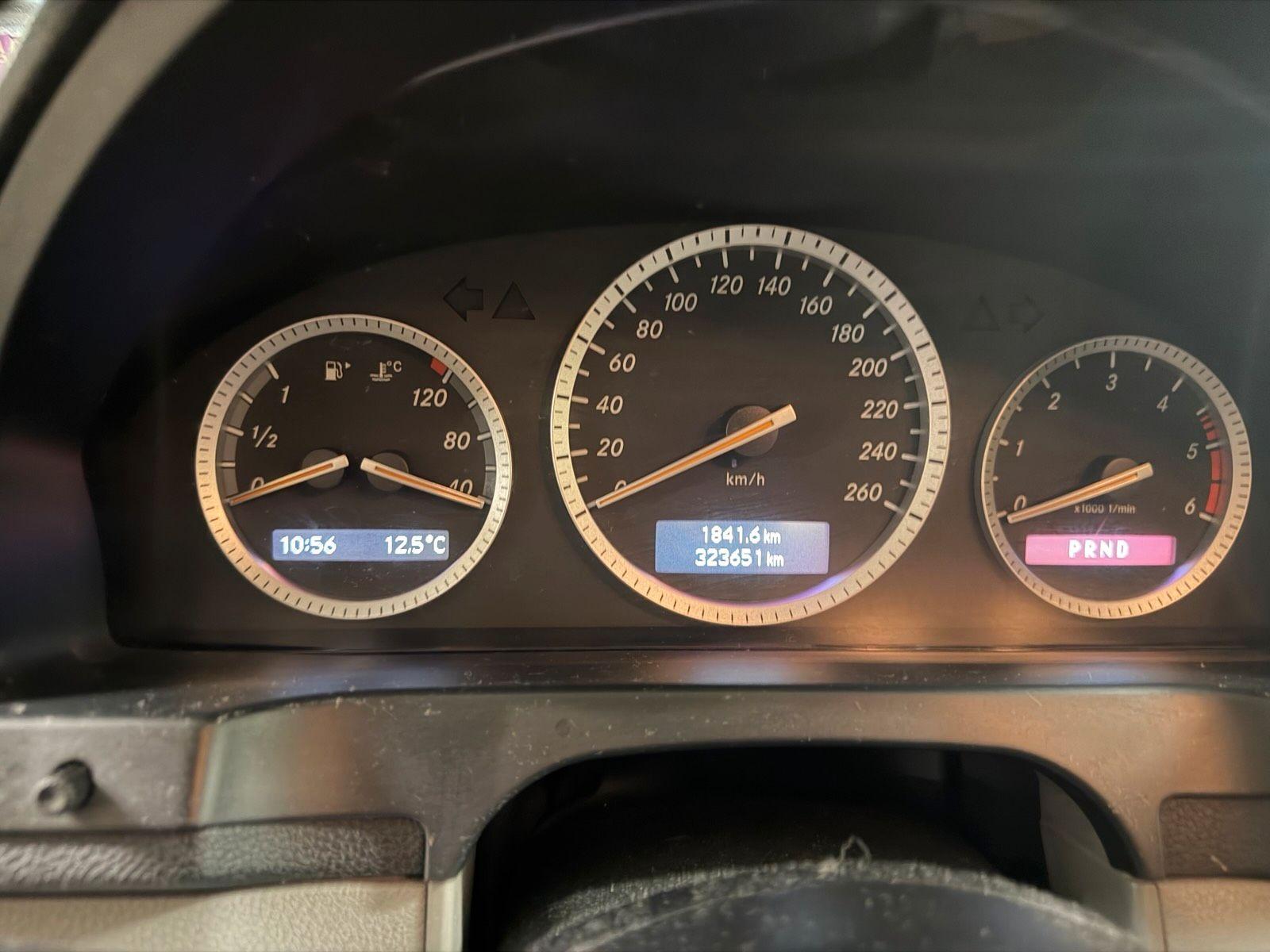 Mercedes-Benz C200 2008 — photo 8