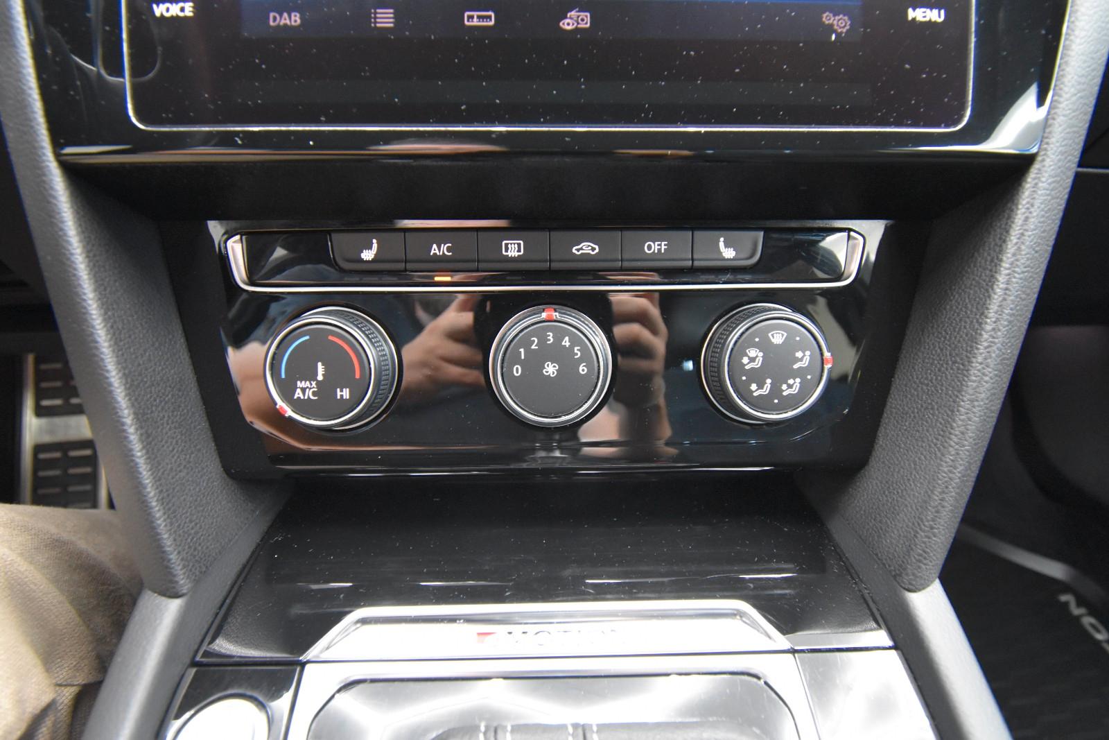 Volkswagen Arteon R-Line 4Motion SHZ NAVI 360°Kamera