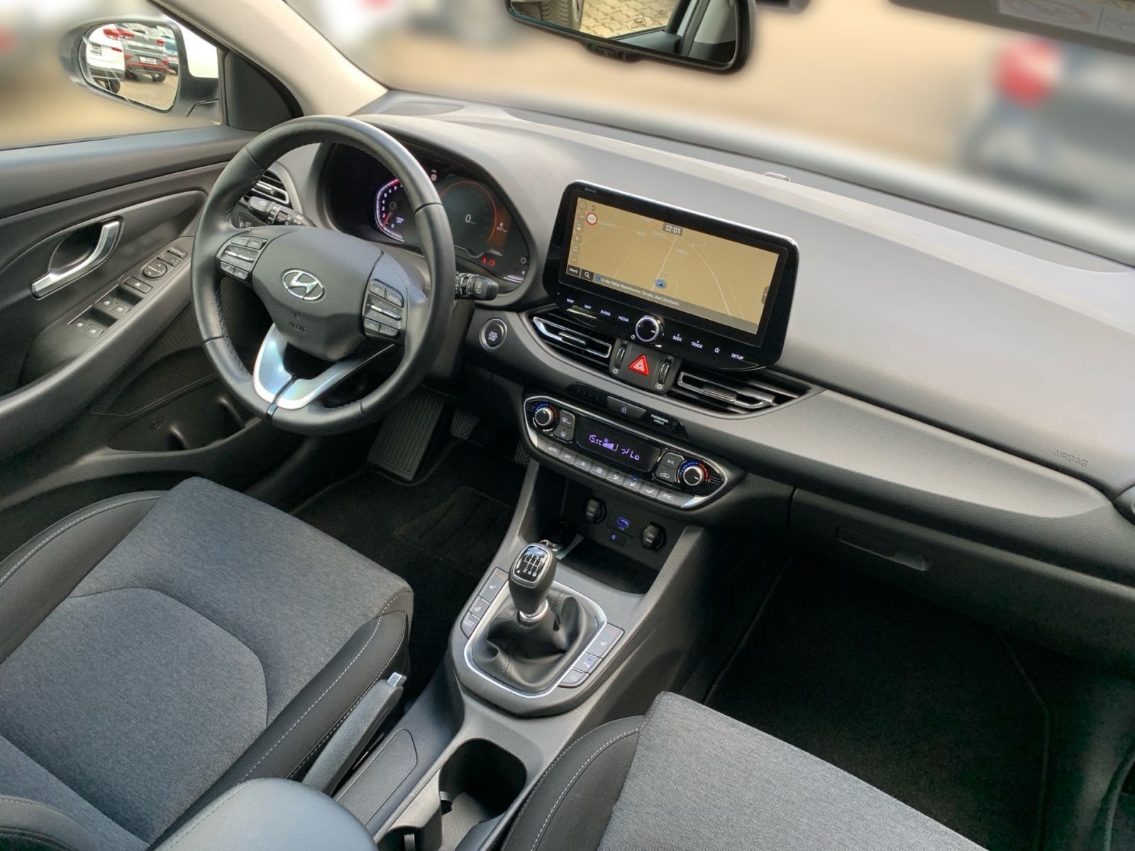 Fahrzeugabbildung Hyundai i30 Kombi 1.5 T-GDI Trend Mild-Hybrid Navi Komfo