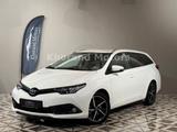 Toyota Auris Touring Sports Hybrid Team D - Toyota Auris in Mainz