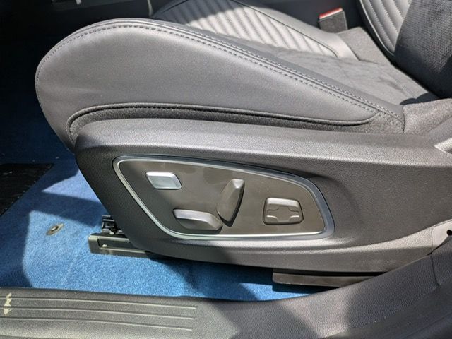 Fahrzeugabbildung Renault Rafale Esprit Alpine E-Tech Plug-in Hybrid 300 4