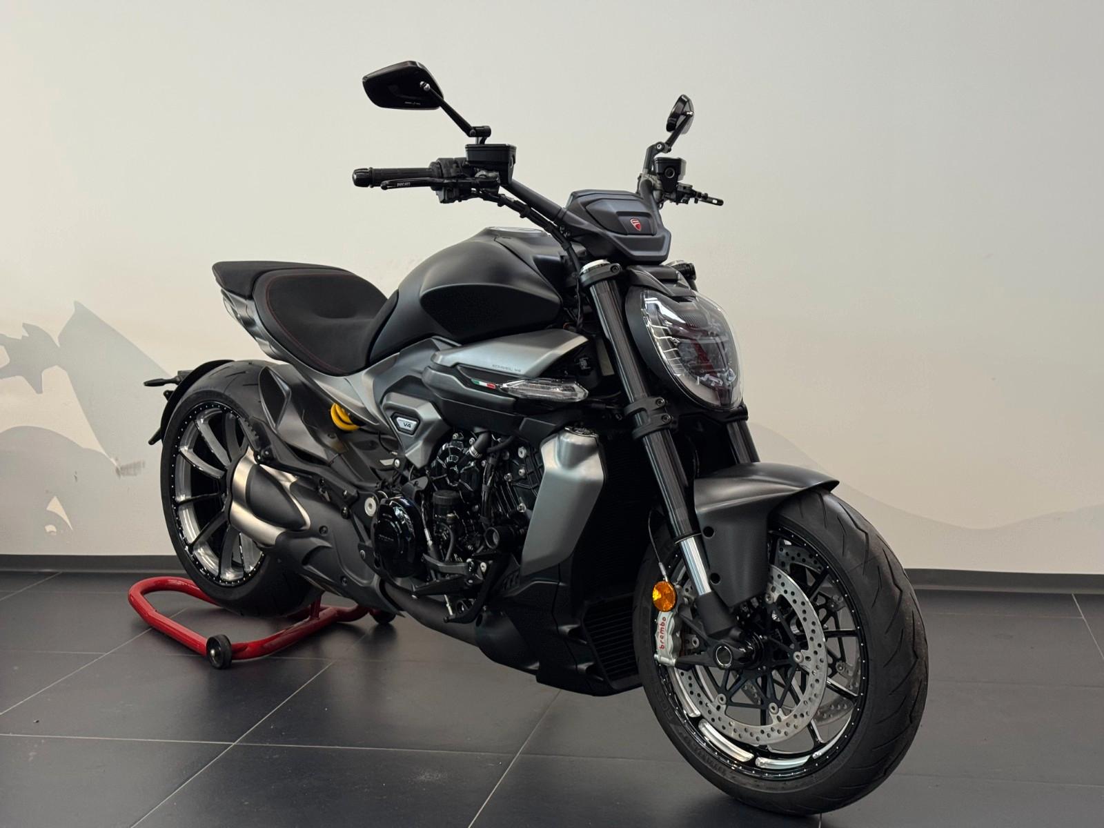 Ducati XDiavel V4