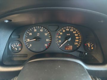 Opel Astra 1.6 16V Comfort *AHK*Klima*CD-Wechsler*