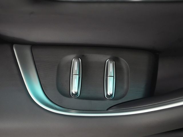 C10 DESIGN 69,9 kWh+NAVI+360°KAMERA+PANORAMADACH