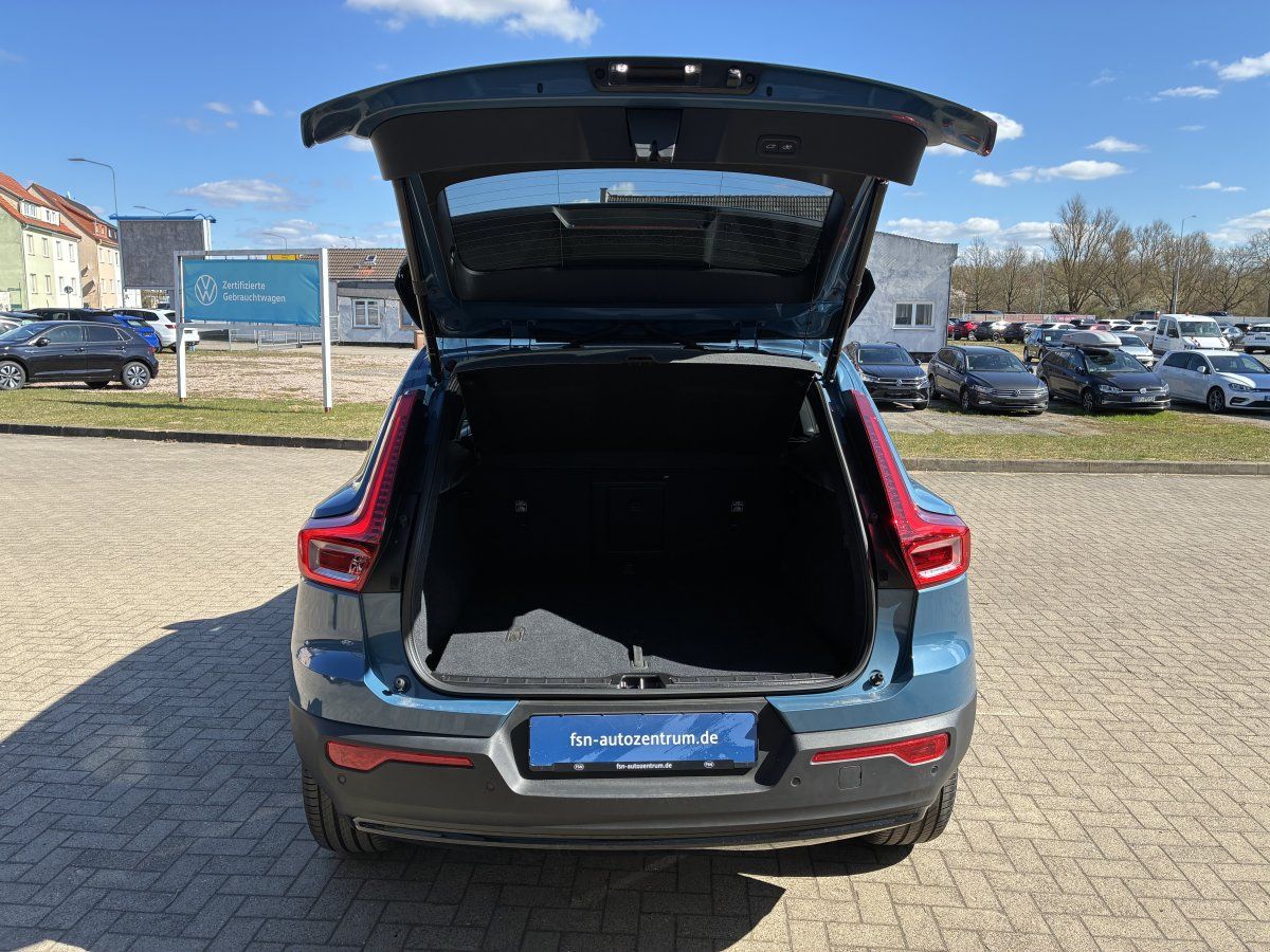 Volvo XC40 B4 Plus Dark foto 4