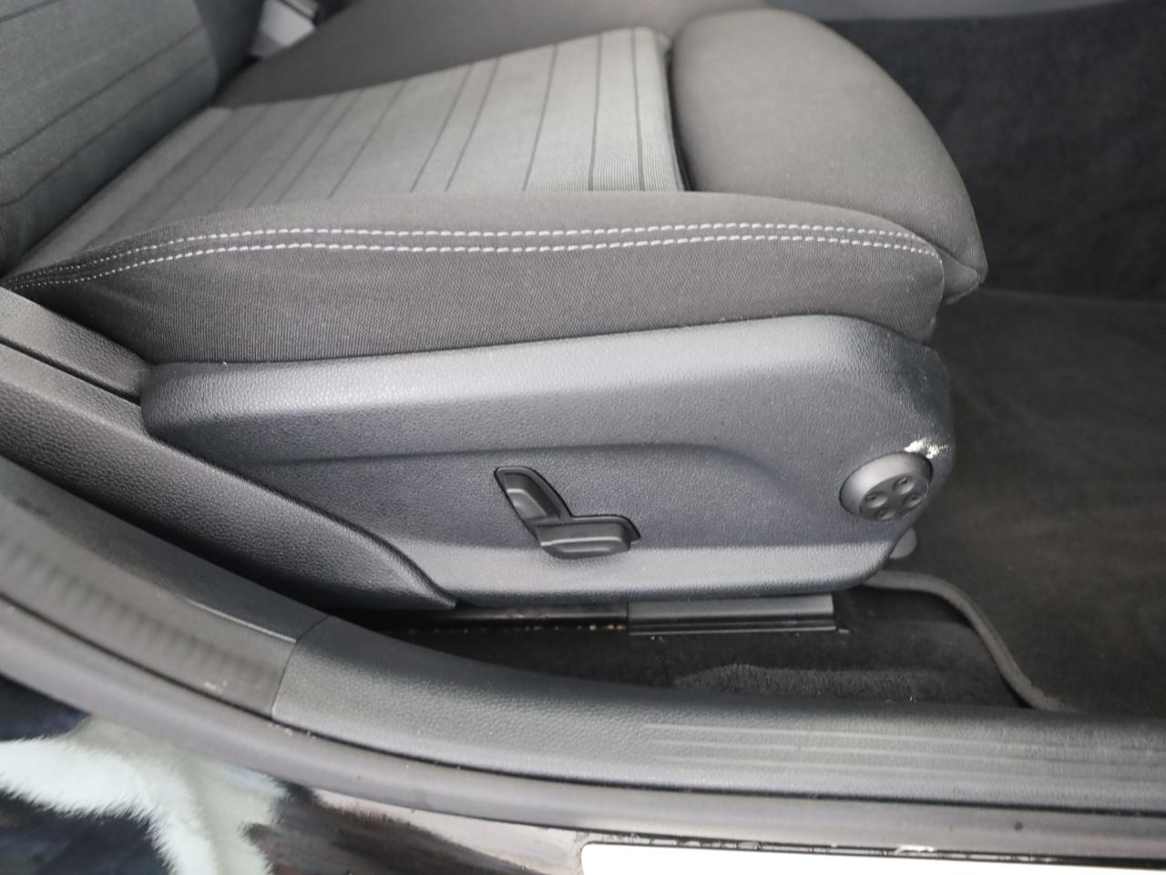 Mercedes-Benz C-Class AHK Multibeam LED Kamera Sitzhz CarPlay, миниатюра 18