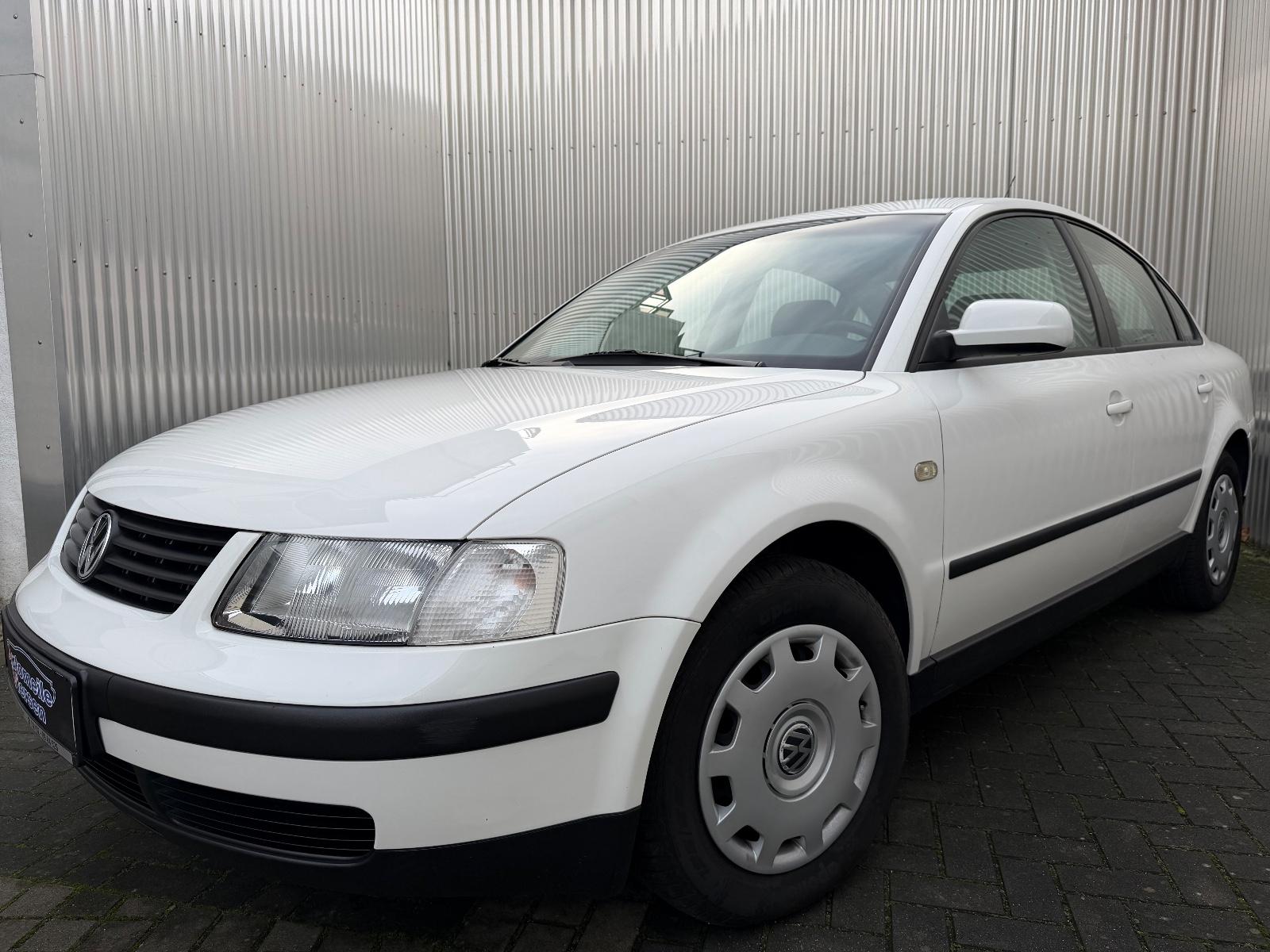 Volkswagen Passat 1.6l Automatik 1.Hand Liebhaberfahrzeug