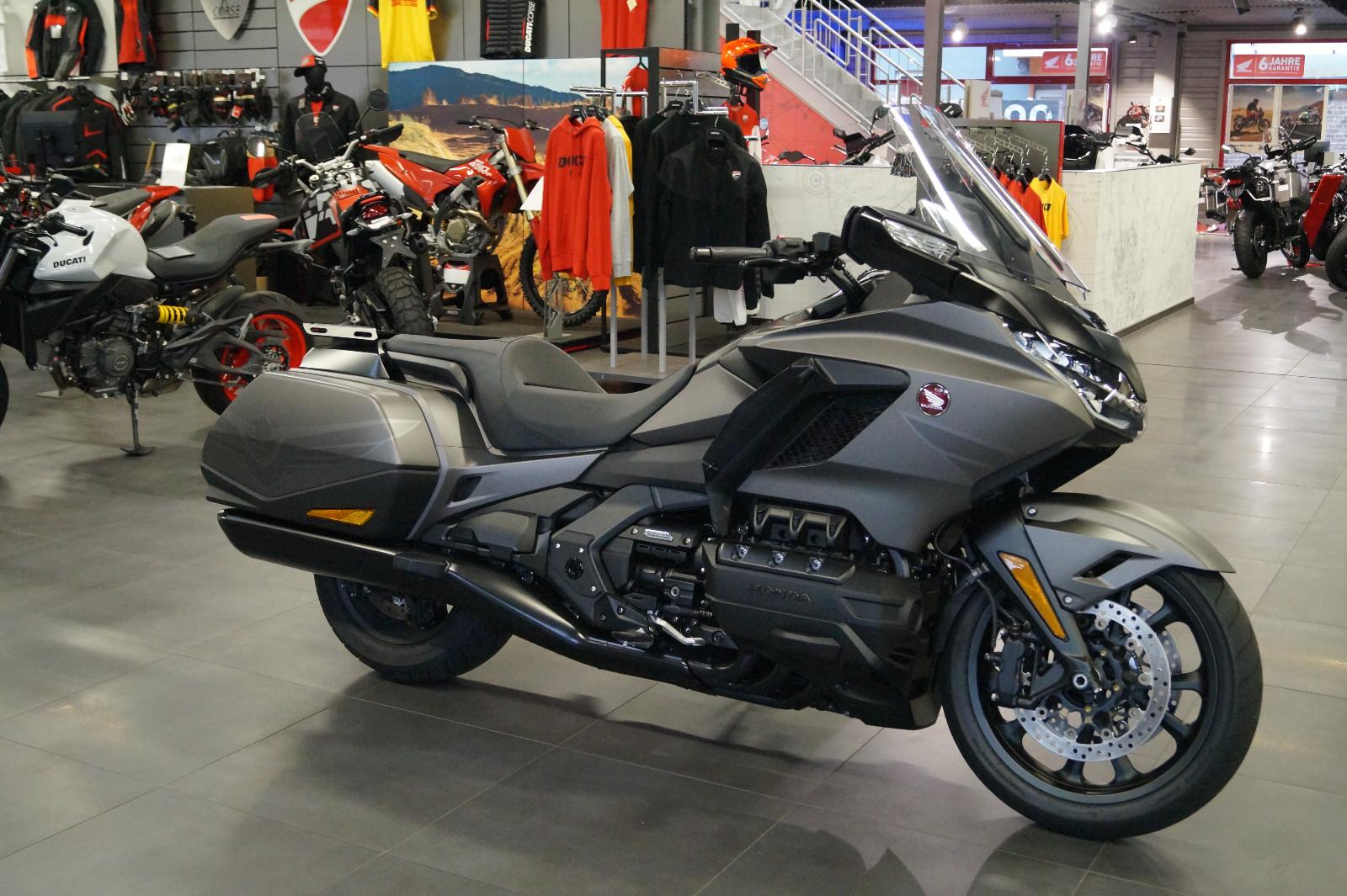 Honda GL1800 Gold Wing DCT +3 Extras**MY 2026 +1A TOP*