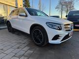 Mercedes-Benz GLC 220 d 4Matic AMG Line *PANO/KAMERA* - Mercedes-Benz: Alcantara