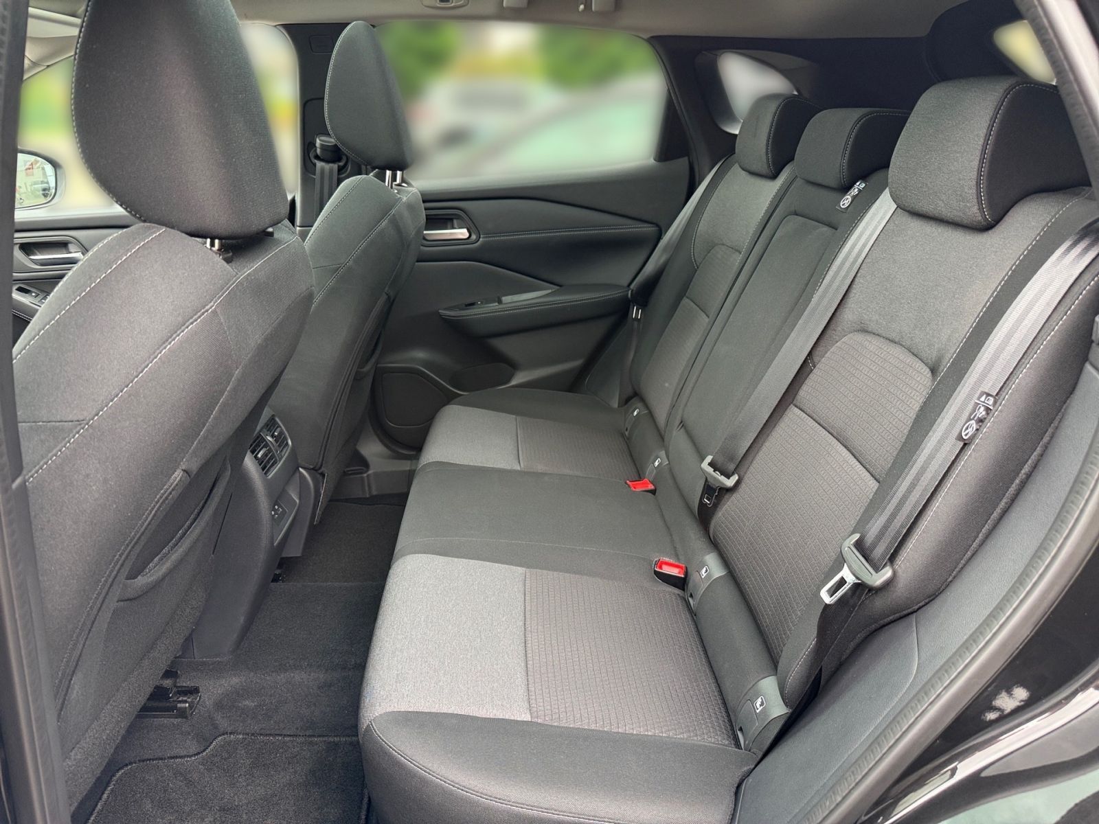 Fahrzeugabbildung Nissan Qashqai 1.3 DIG-T N-Connecta *WINTERPAKET*GJR*PA