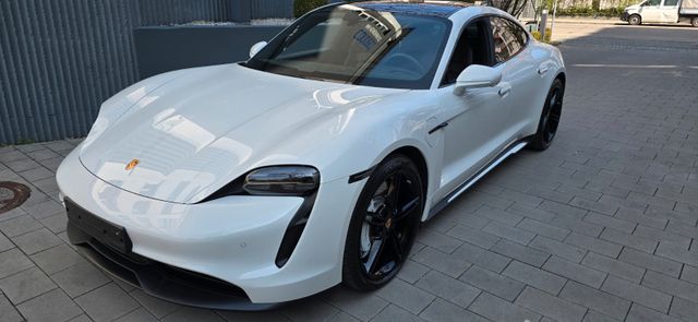 PORSCHE Taycan,Pano,ACC,ALU21",Ausstat75Jahre,BaPerform+