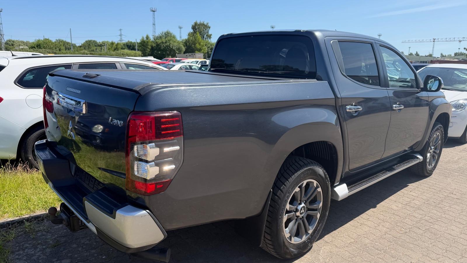 Mitsubishi L200 Plus Doppelkabine 4WD