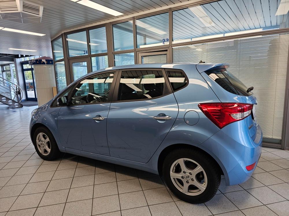 Hyundai ix20 2014 — photo 20