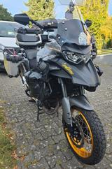 QJ Motor SRT700x - QJ MOTOR MOTORRAD